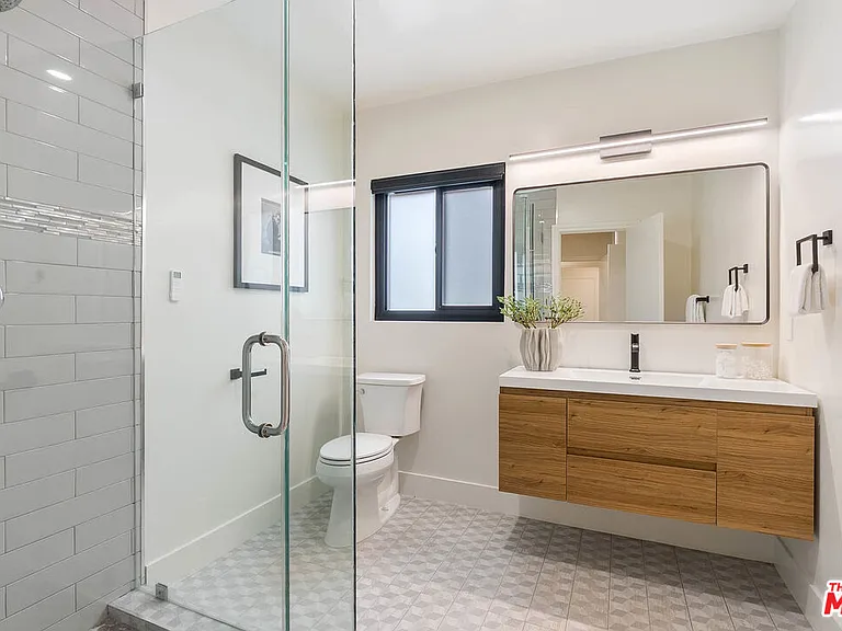 11346 Thurston Pl — Photo 14