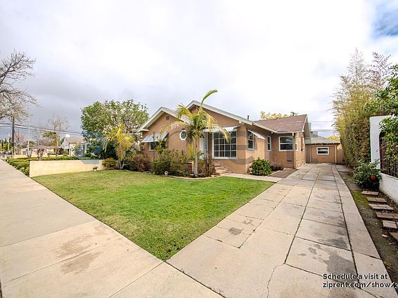 3rd image of 3758 Brayton Ave