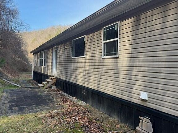 4th image of 606 Harolds Branch Rd