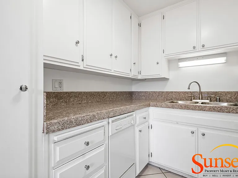 4012 Mississippi St #17 — Photo 5