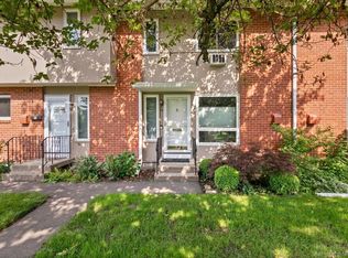 89 Centerbrook Rd, Hamden, CT 06518