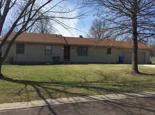 5211 NW Lincoln St, Topeka, KS 66618