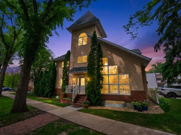 10746 University Ave NW, Edmonton, AB T6E 4P9