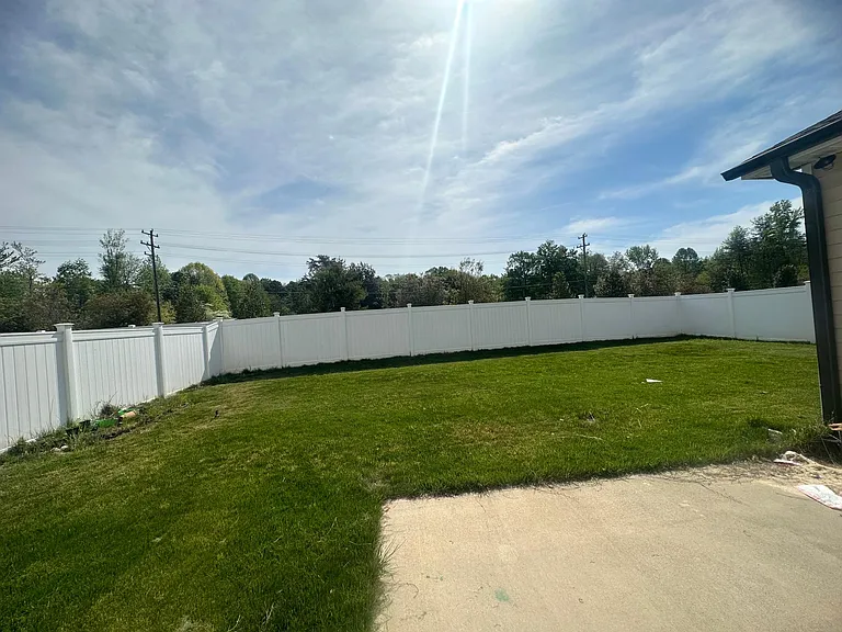 4006 Crimson Wood Ct — Photo 46