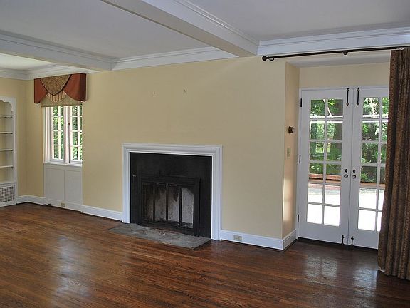 Living Room to Back Patio