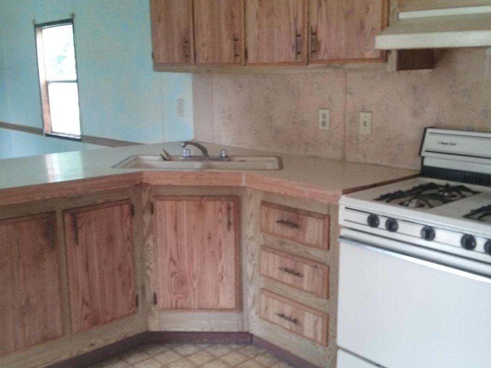 1st image of 105 Mitchell Dr