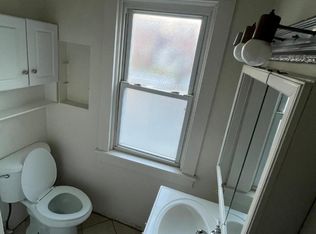 824 Farragut St APT 2, Pittsburgh, PA