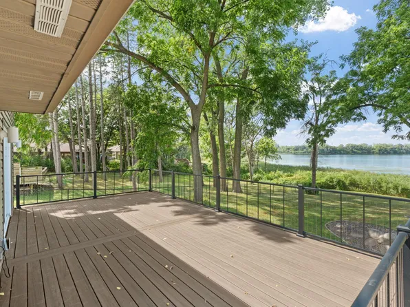 4337 Old Highway 10, Arden Hills, MN 55112