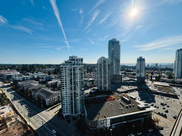 612 Elmwood St, Coquitlam, BC