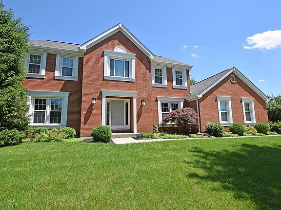 2nd image of 7232 Glenn Moor Dr