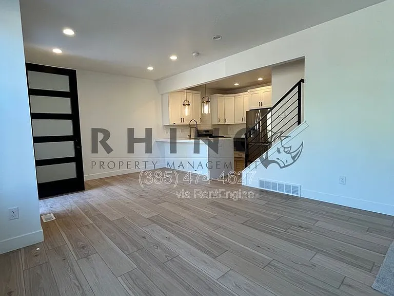 4634 S Locust Hills Ct — Photo 6
