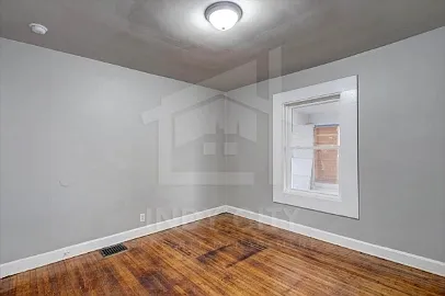 37 S Euclid Ave — Photo 10