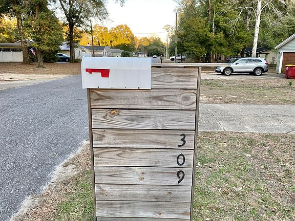 5th image of 309 Springwood Cir