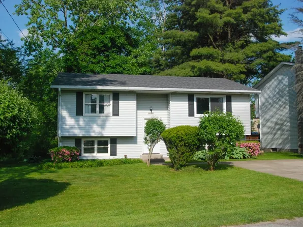 12281 Ridge Ave, Edinboro, PA 16412