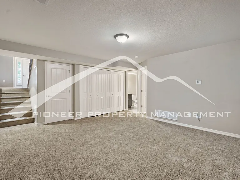 4349 High Mountain Point — Photo 18
