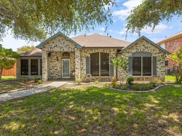 110 S Carriage House Way, Wylie, TX 75098