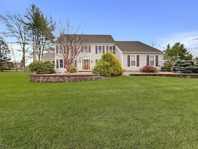 103 Orion Way, Neshanic Station, NJ, 08853