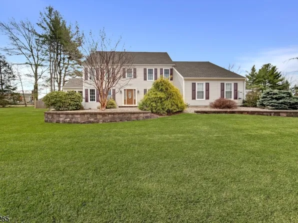 103 Orion Way, Branchburg Twp., NJ 08853