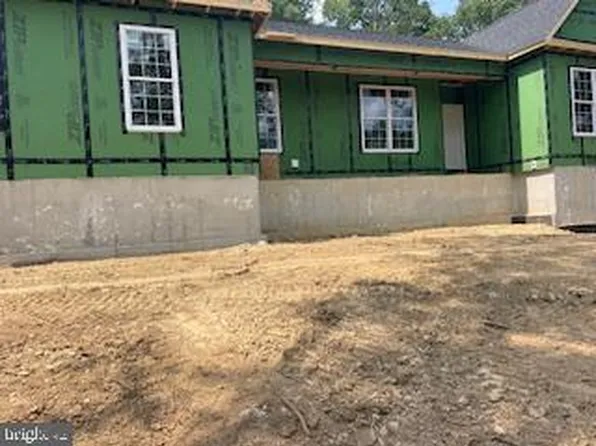 2702 Wardensville Grade, Winchester, VA 22602