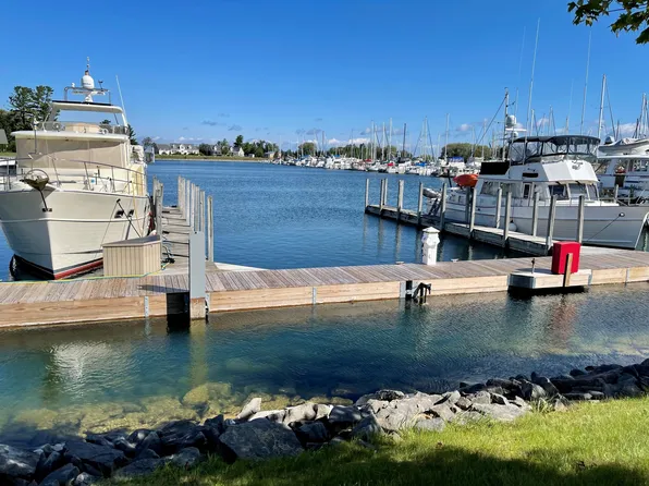 70 Boat Club Dr, Cheboygan, MI 49721