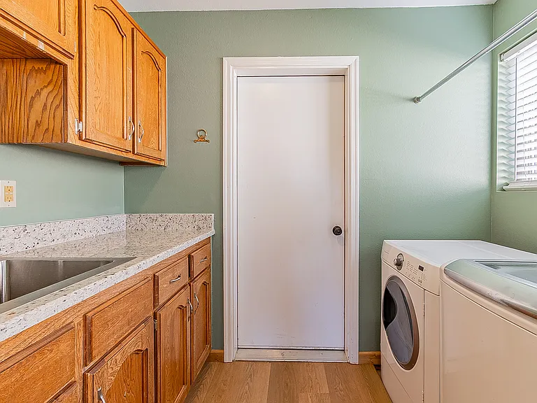 10637 S Calle Raquel — Photo 14