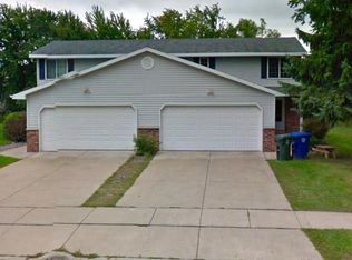 915 Grant St, De Pere, WI 54115
