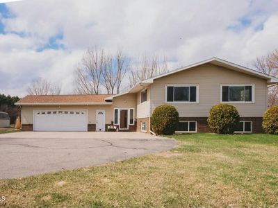451 Highway 281 NE, Carrington, ND, 58421