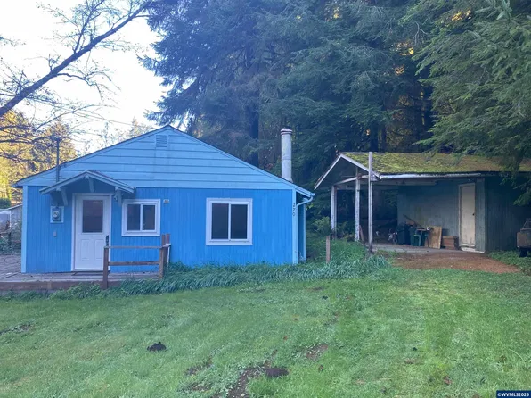 220 N Ashcroft St, Otis, OR 97368