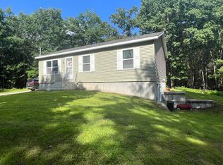 216 Kenney Rd, Leeds, ME 04263