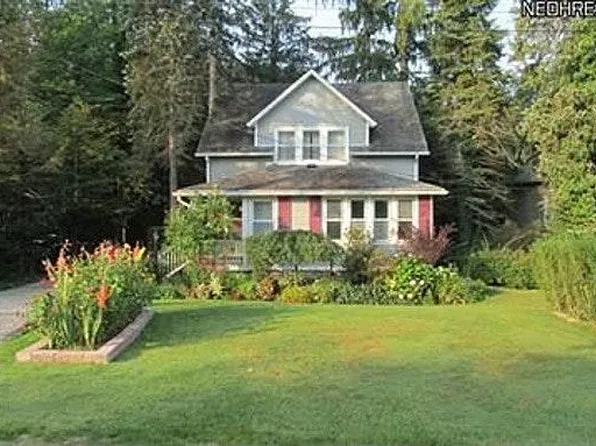7295 Chagrin Rd, Chagrin Falls, OH 44023