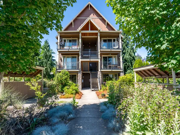 2101 SE Ellis St APT E, Portland, OR 97202