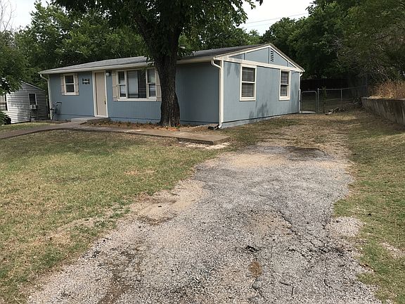 3rd image of 7937 Downe Dr