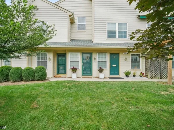 22 Cadence Ct, Morris Twp., NJ 07960