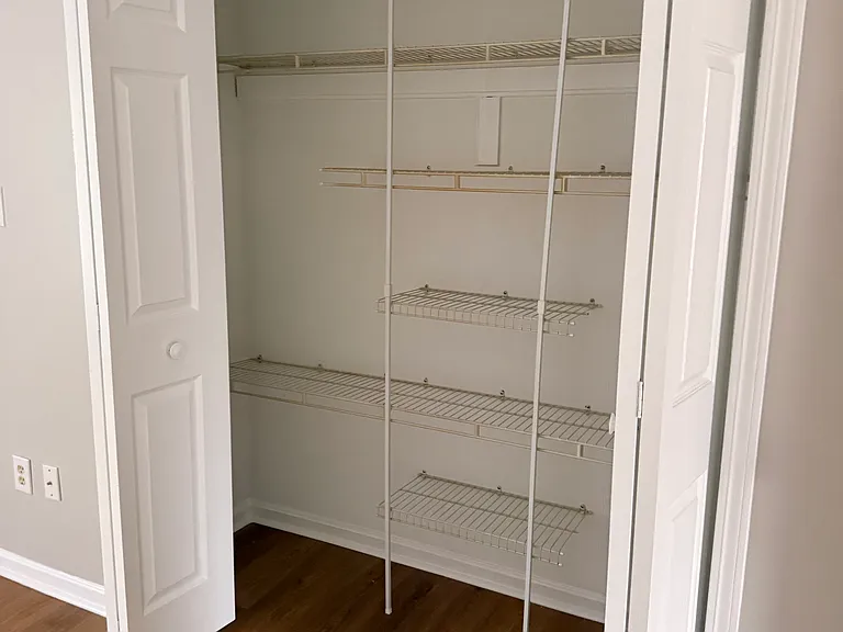 1009 Hess Ln — Photo 25