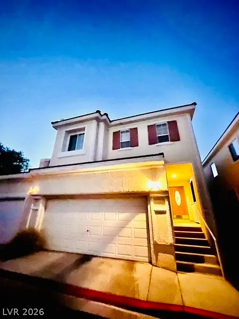 3 bed, 2.5 bath, 1623 sqft, $2,050 — Photo 1