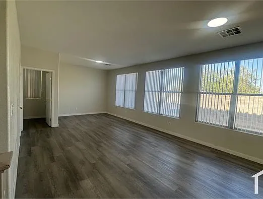 5014 S Rainbow Blvd #205 — Photo 3