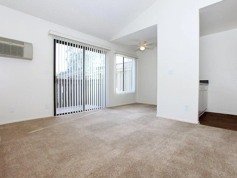 2944 Frontera St — Photo 27