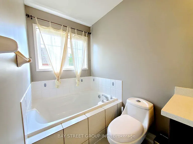 89 Skywood Dr — Photo 14