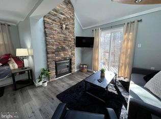 177 E Valley Point Ln #B803, Claysburg, PA 16625