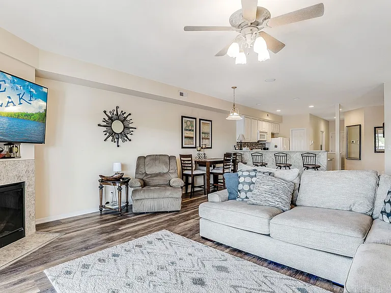 1217 Jeffries Rd #B409 — Photo 21