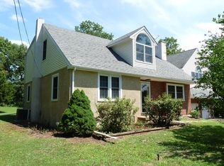 3355 Stump Hall Rd, Collegeville, PA 19426