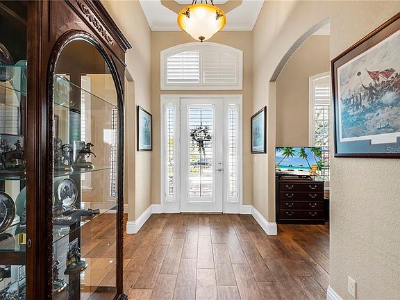4th image of 1875 Woodpointe Dr