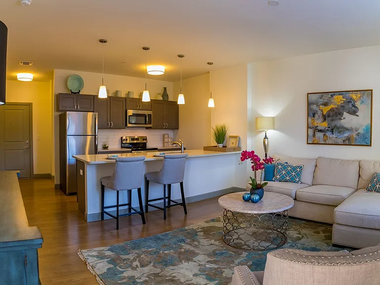 The Deco Apartments — Photo 39