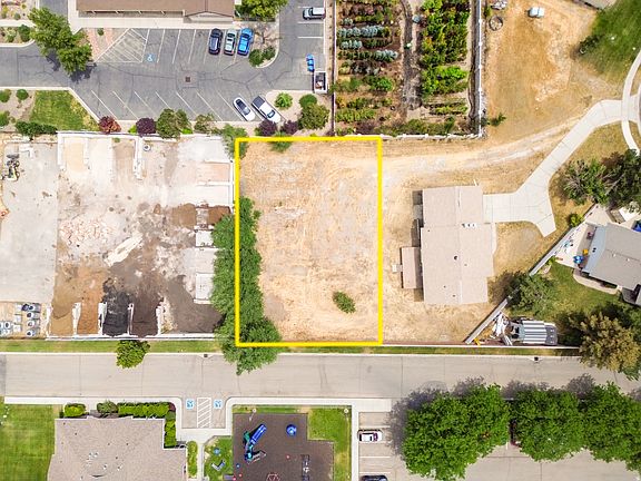 4th image of 2812 W Gilbert Dr