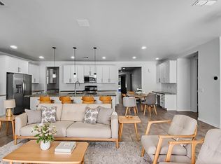 5938 W Stella Ln, Glendale, AZ 85301