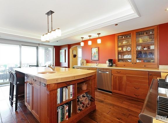 3rd image of 2120 N Lincoln Park W APT 7