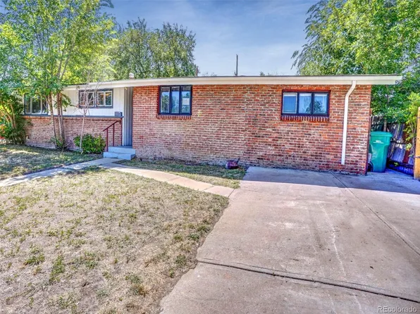 7789 Greenleaf Lane, Denver, CO 80221