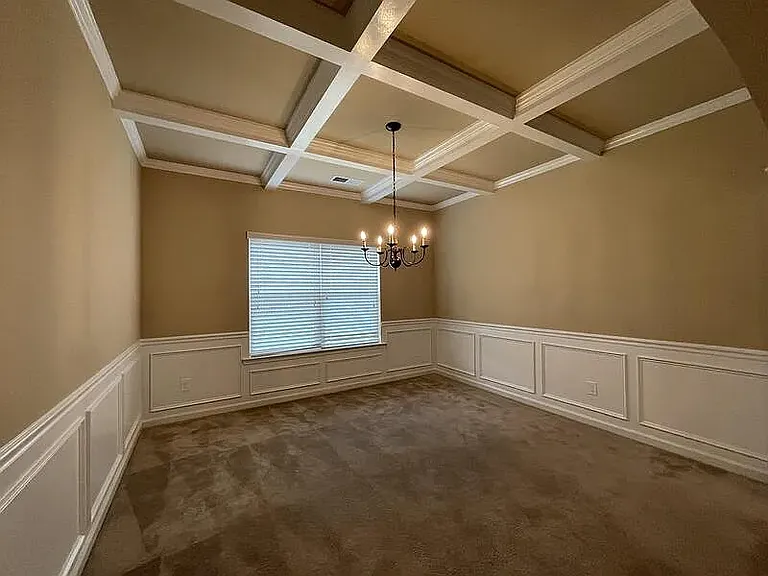 6069 Reynolds Cir — Photo 24