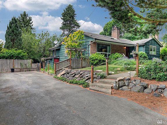 2nd image of 12547 1st Ave NE