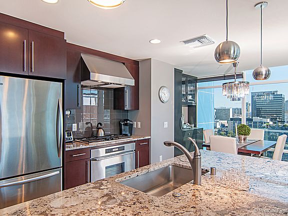 3rd image of 1262 Kettner Blvd #1903